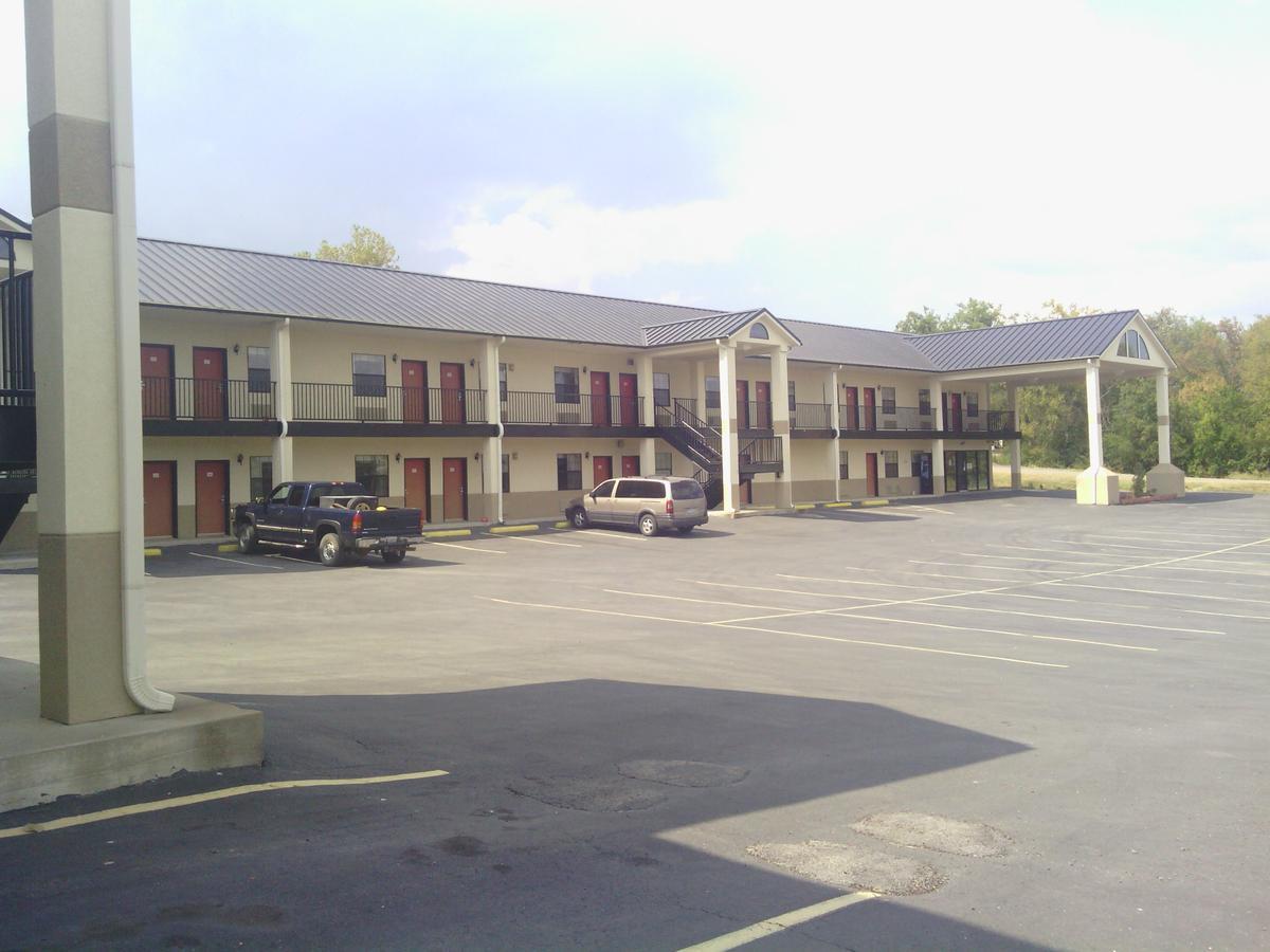 Hiway Inn Express - Kiowa ภายนอก รูปภาพ